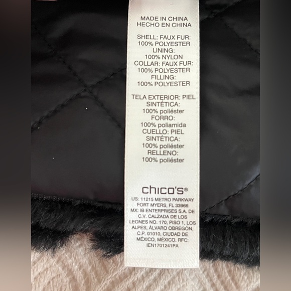 🆕 Chico’s quilted reversible Black Faux Fur Vest approximate size 8 (Chico’s 1) - Picture 7 of 8